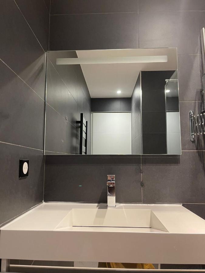 La Mauviere - 75M2 - 4Pers - Parking - Wifi Appartement Cassis Buitenkant foto
